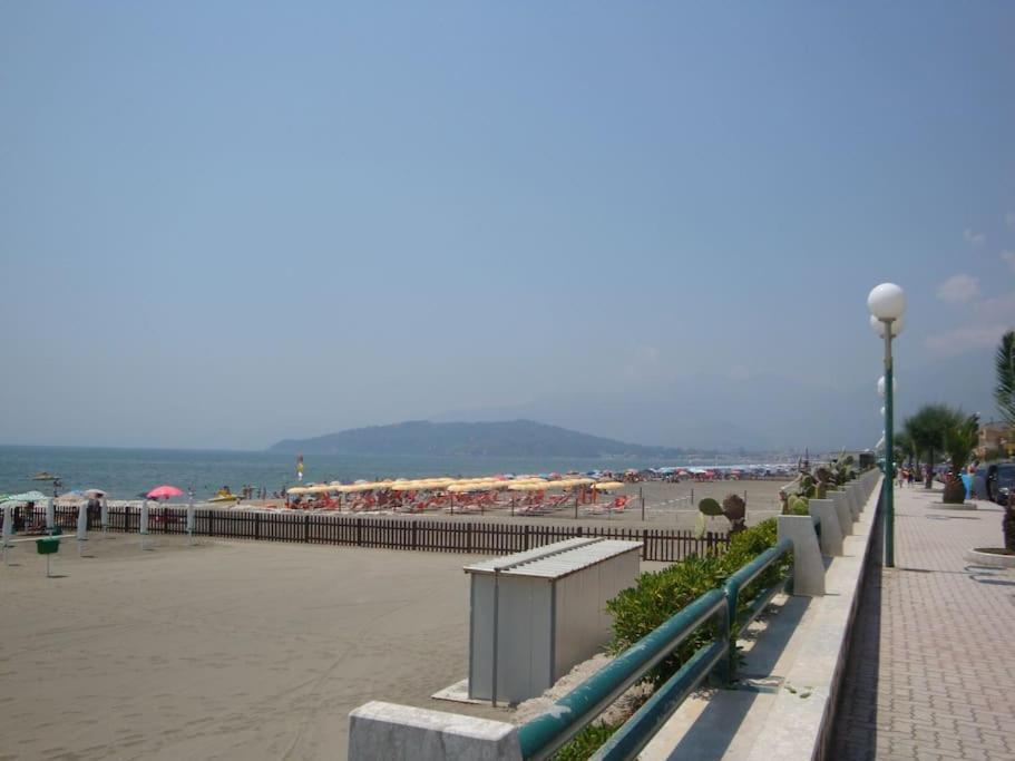 明图尔诺Girasole A Due Passi Dal Mare公寓 外观 照片